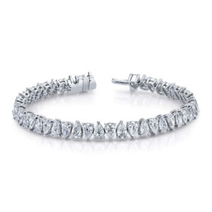 PEAR SHAPE STRAIGHTLINE BRACELET